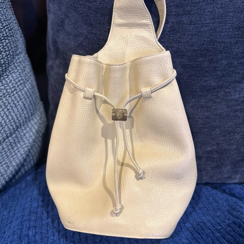 😍 Mark Cross “ Cream Canvas Backpack with Drawstring Closure